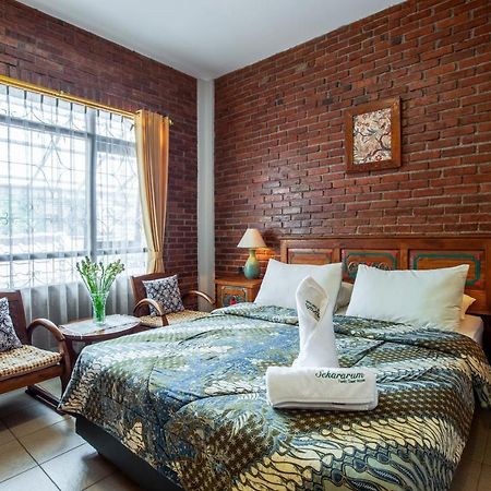 Sekararum Butik Syariah Guesthouse バンドゥン エクステリア 写真