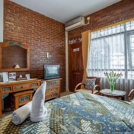 Sekararum Butik Syariah Guesthouse バンドゥン エクステリア 写真