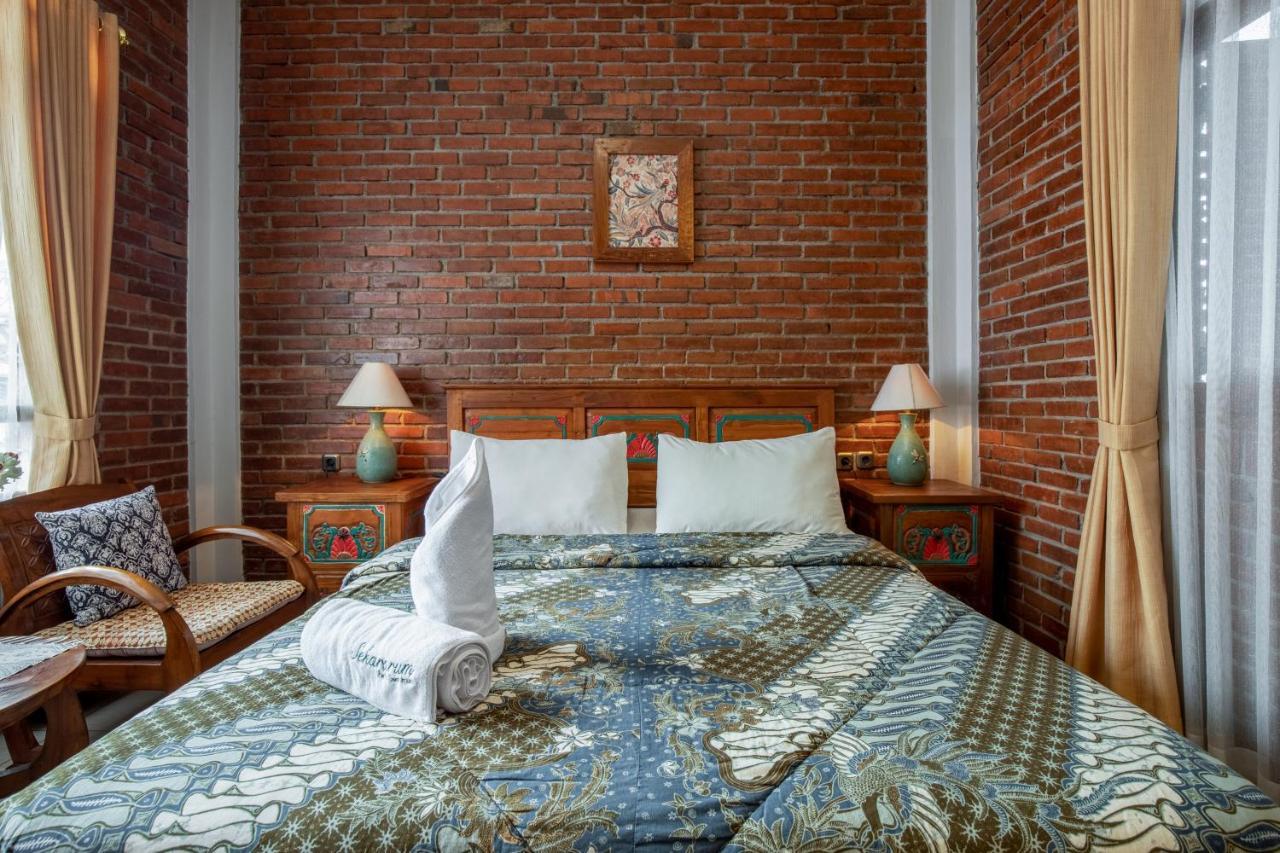 Sekararum Butik Syariah Guesthouse バンドゥン エクステリア 写真