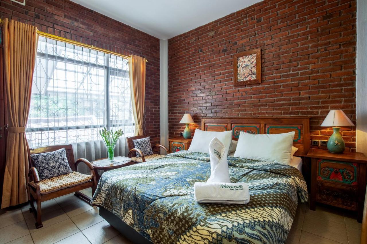 Sekararum Butik Syariah Guesthouse バンドゥン エクステリア 写真
