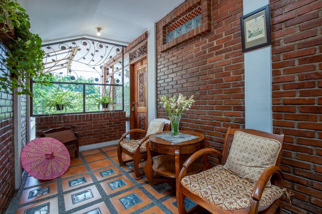Sekararum Butik Syariah Guesthouse バンドゥン エクステリア 写真