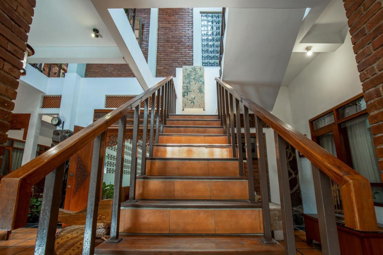 Sekararum Butik Syariah Guesthouse バンドゥン エクステリア 写真
