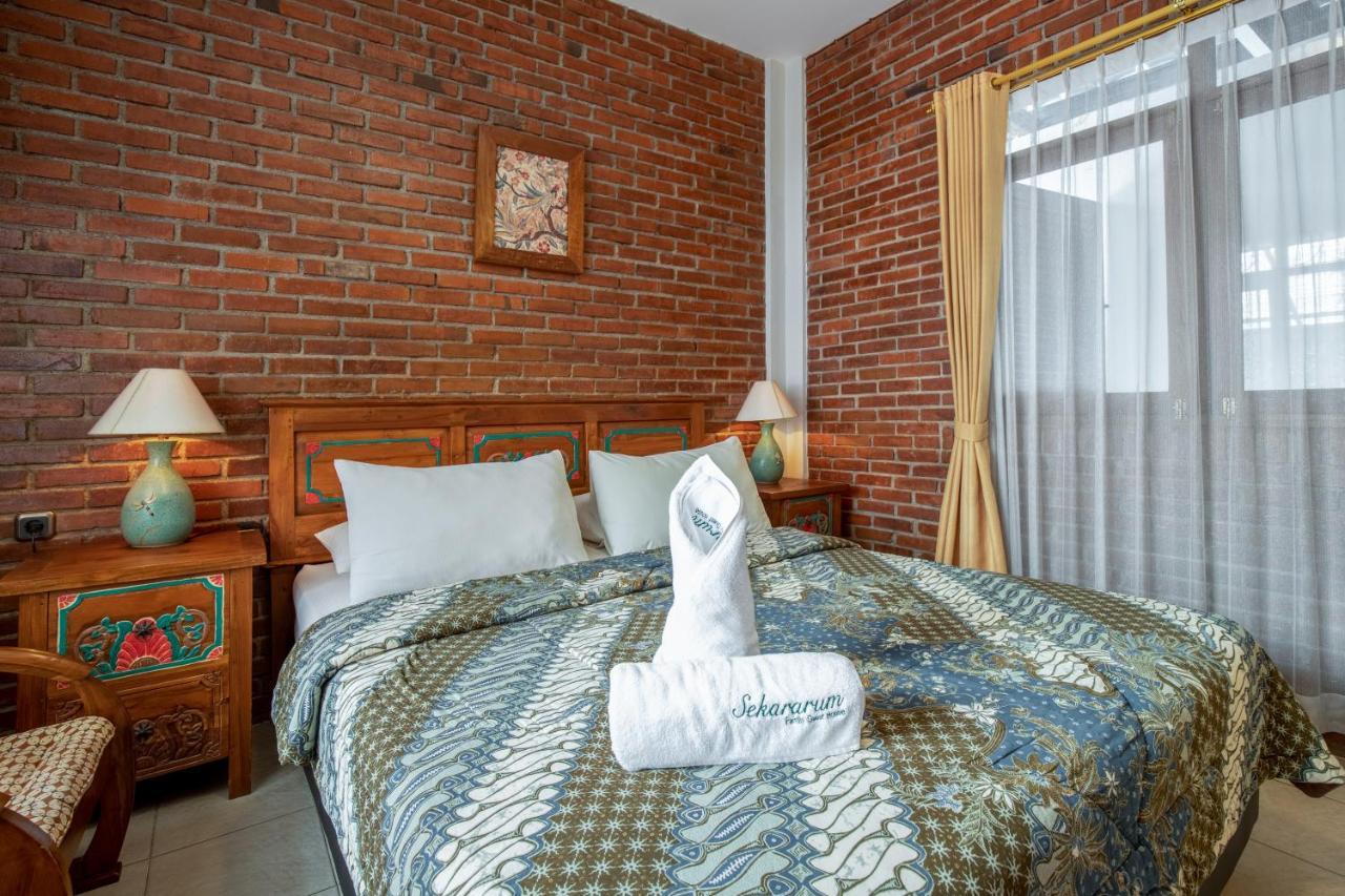 Sekararum Butik Syariah Guesthouse バンドゥン エクステリア 写真
