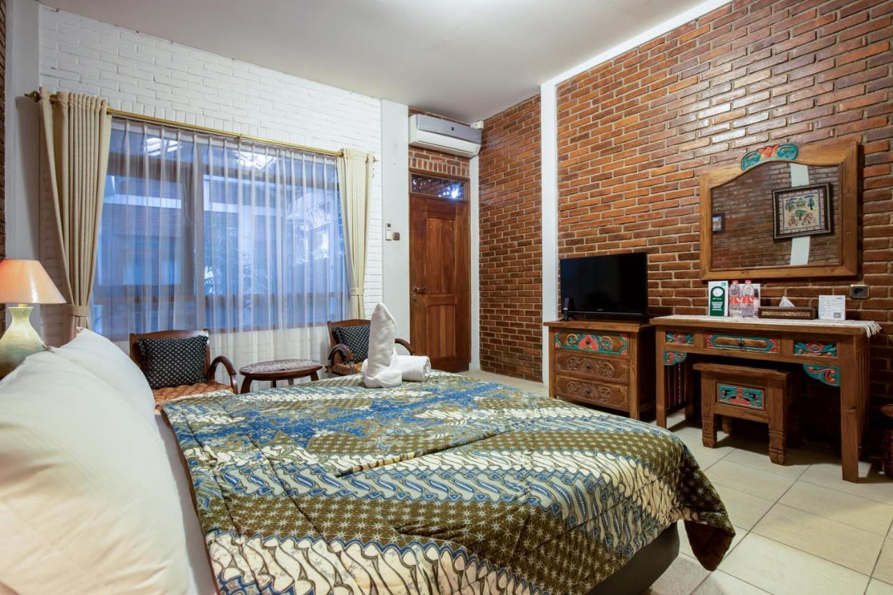 Sekararum Butik Syariah Guesthouse バンドゥン エクステリア 写真