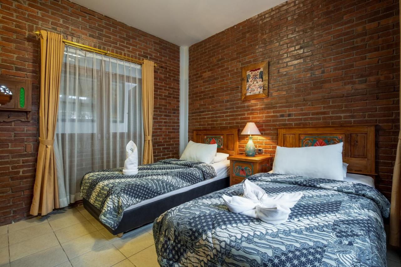 Sekararum Butik Syariah Guesthouse バンドゥン エクステリア 写真